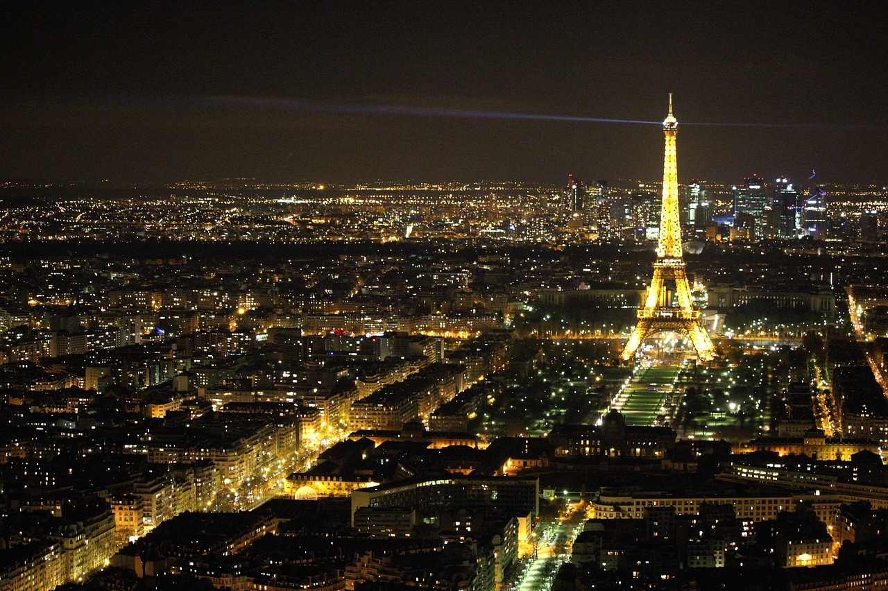 eiffel tower paris monument free photo