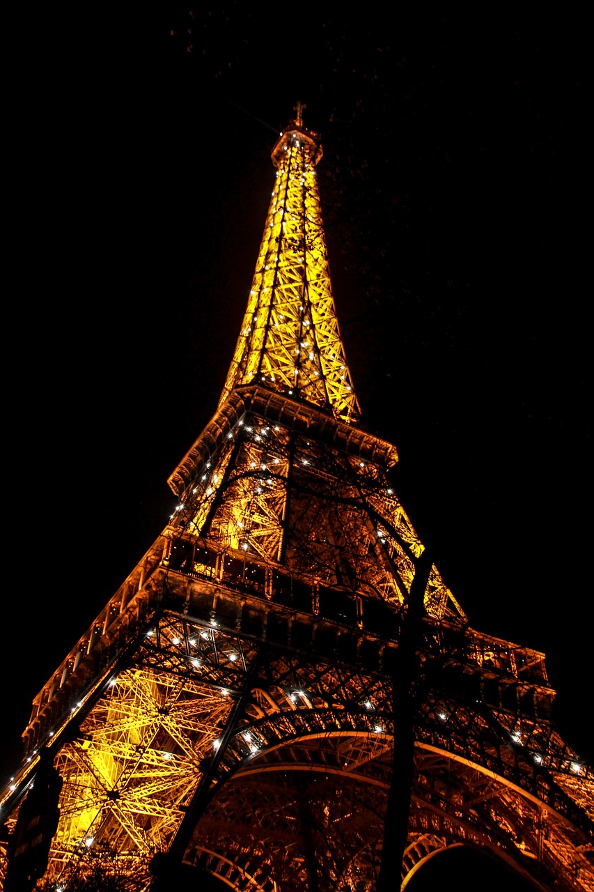 eiffel tower at night paris free photo
