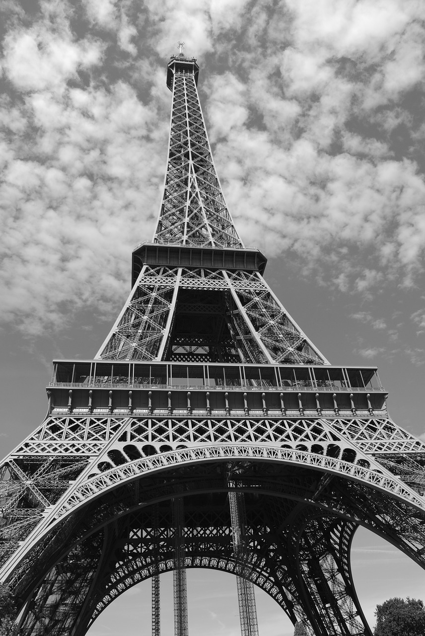 eiffel tower paris france free photo