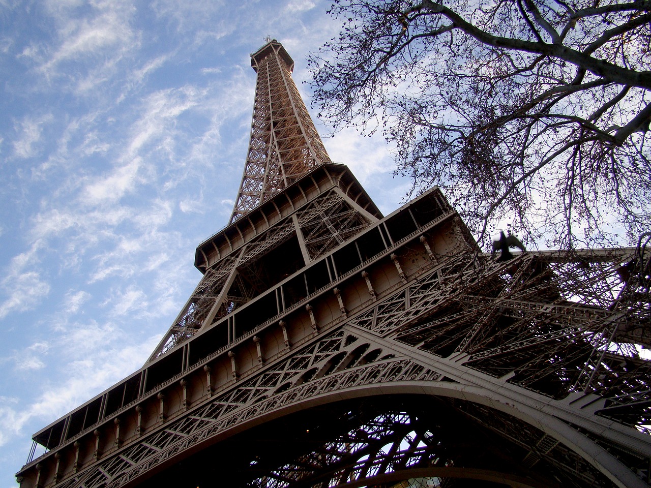 eiffel tower traveling in europe very high free photo
