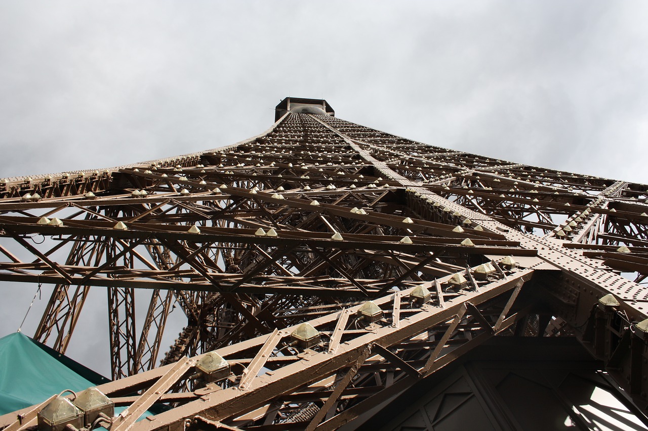 eiffel tower paris france free photo