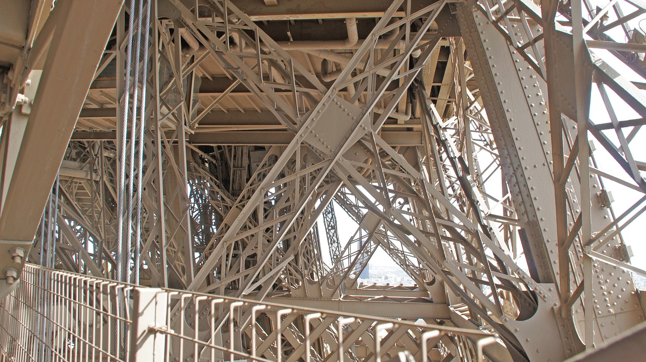 eiffel tower  paris  france free photo