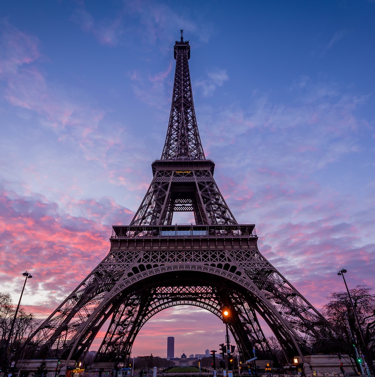 eiffel tower  paris  architecture free photo