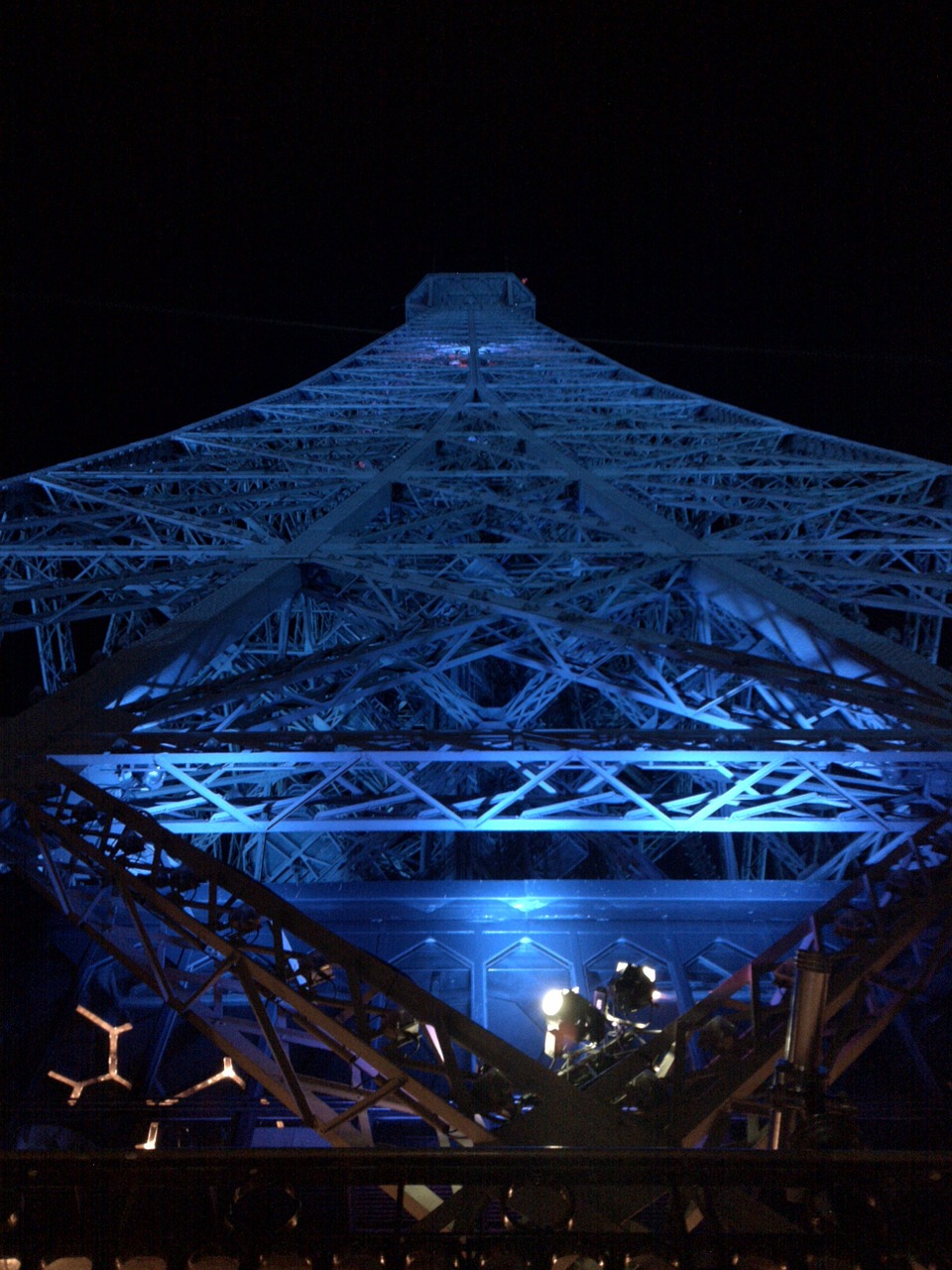 eiffel tower tower paris free photo