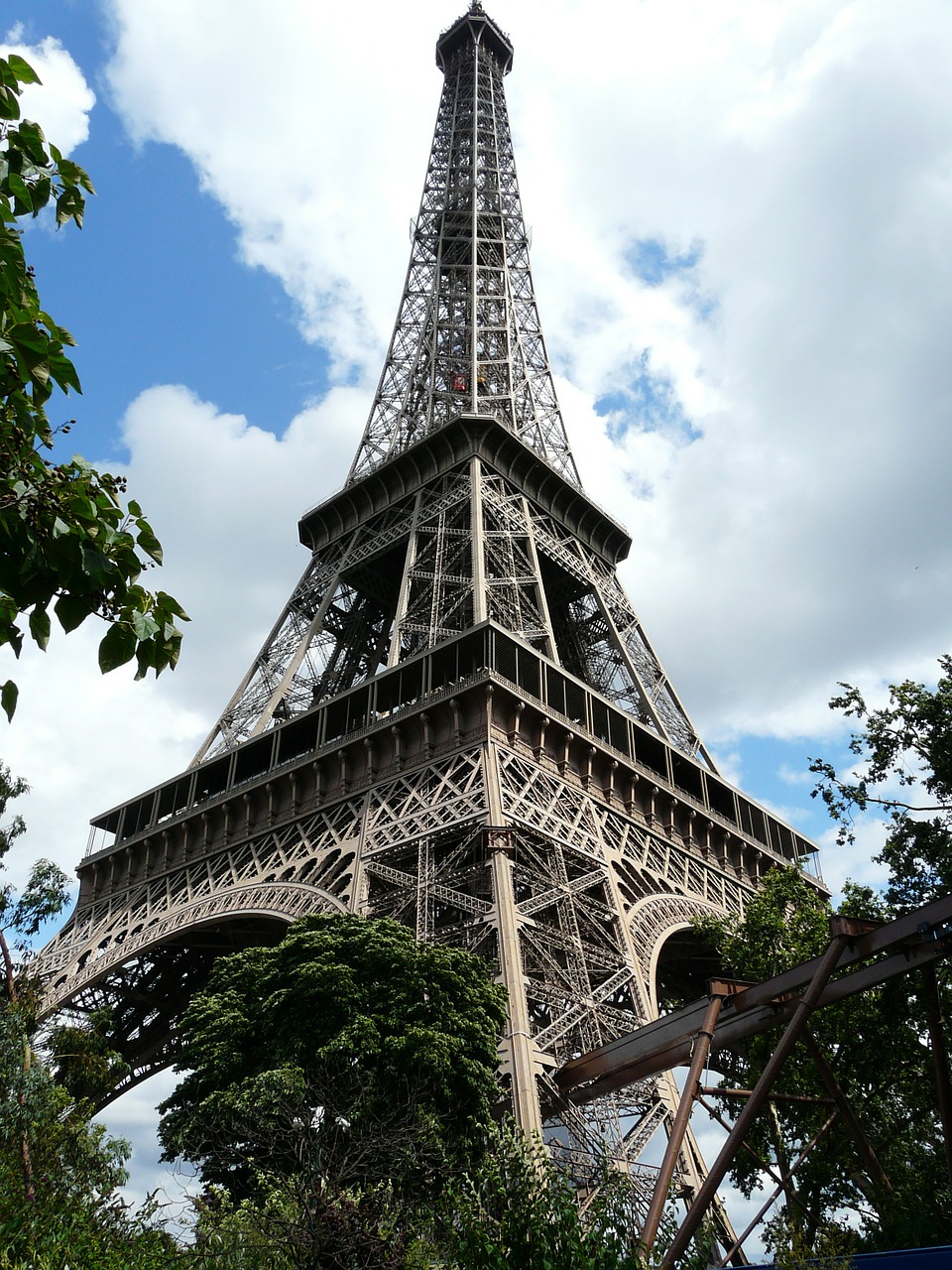 eiffel tower paris france free photo