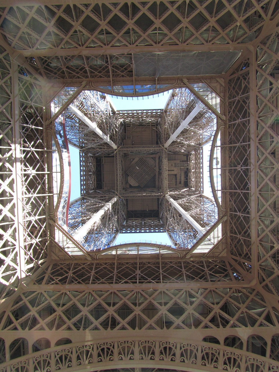 eiffel tower paris travel free photo