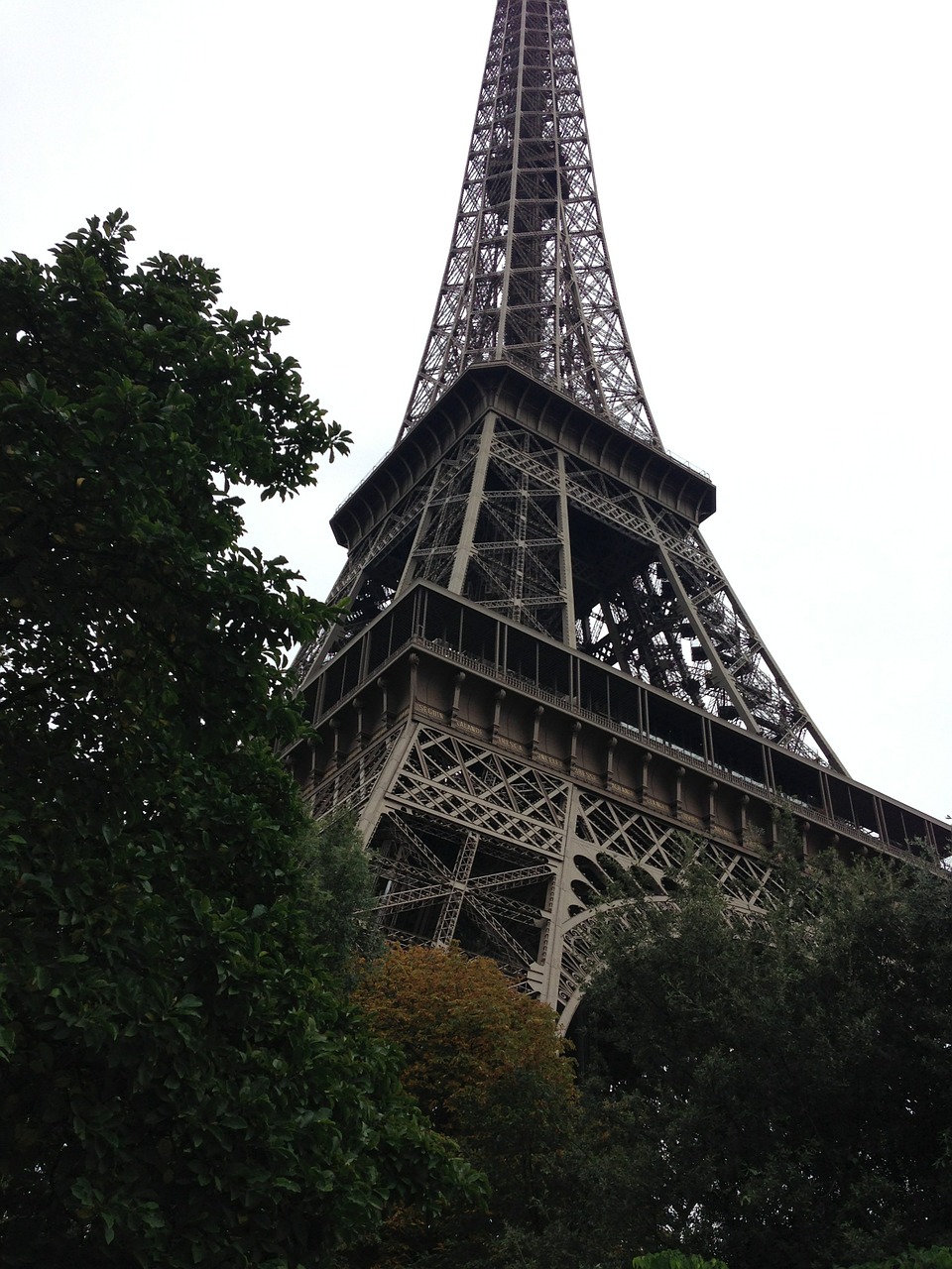 eiffel tower landmark architecture free photo