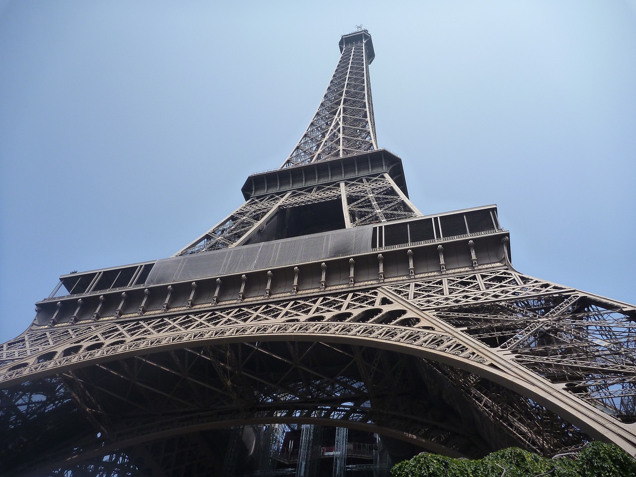 eiffel tower paris europe free photo