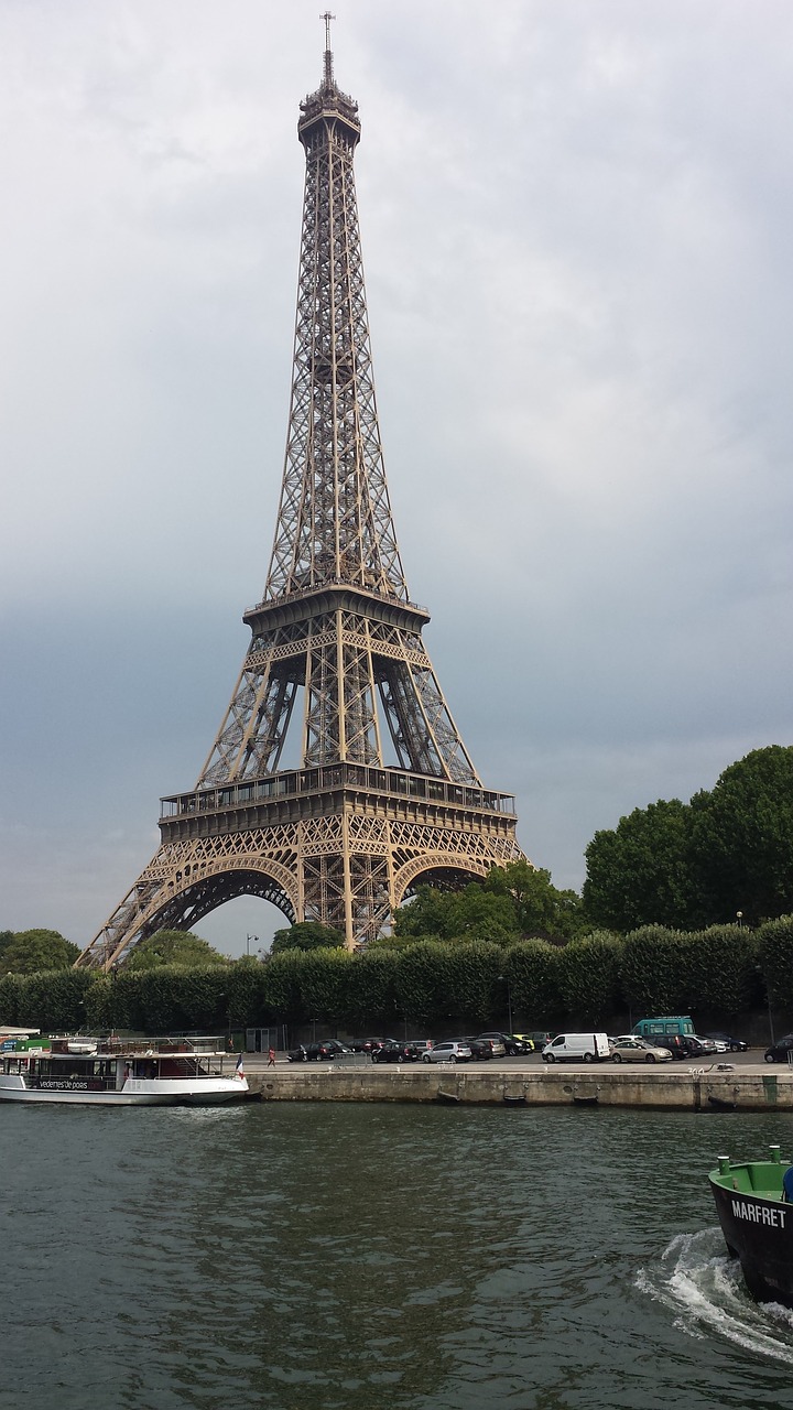 eiffel tower france paris free photo