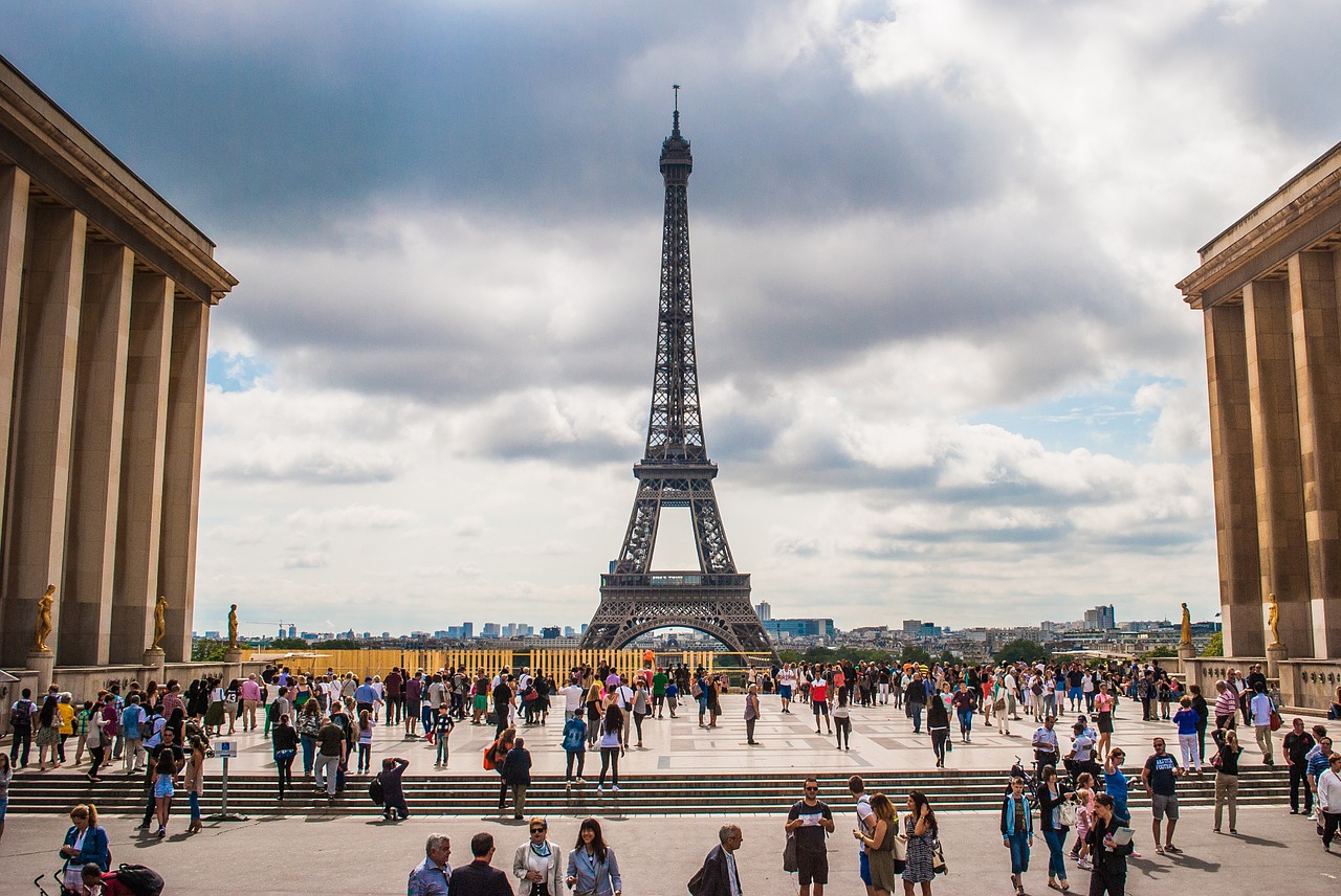 eiffel tower france paris free photo