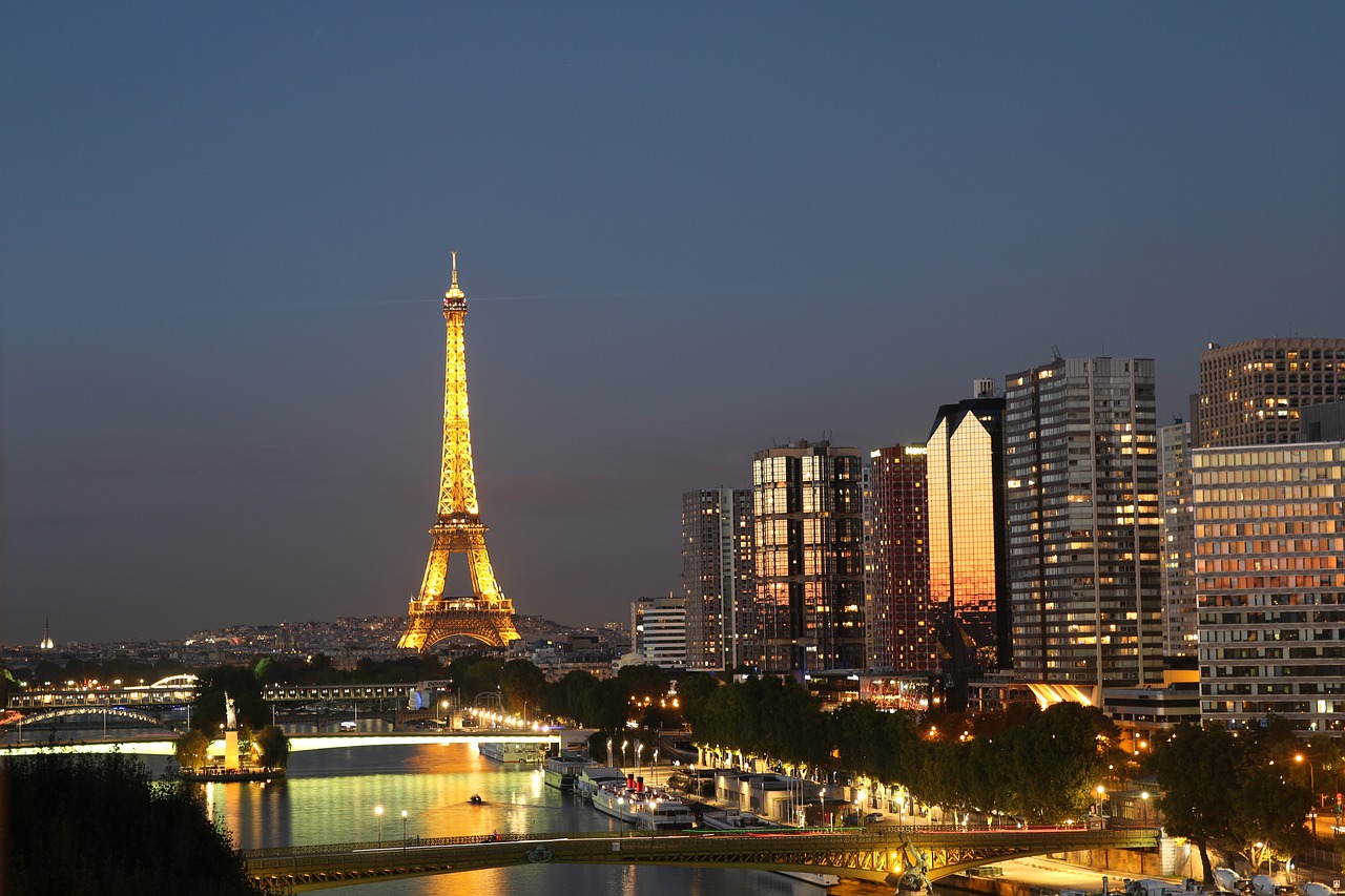 eiffle tower  france  monument free photo