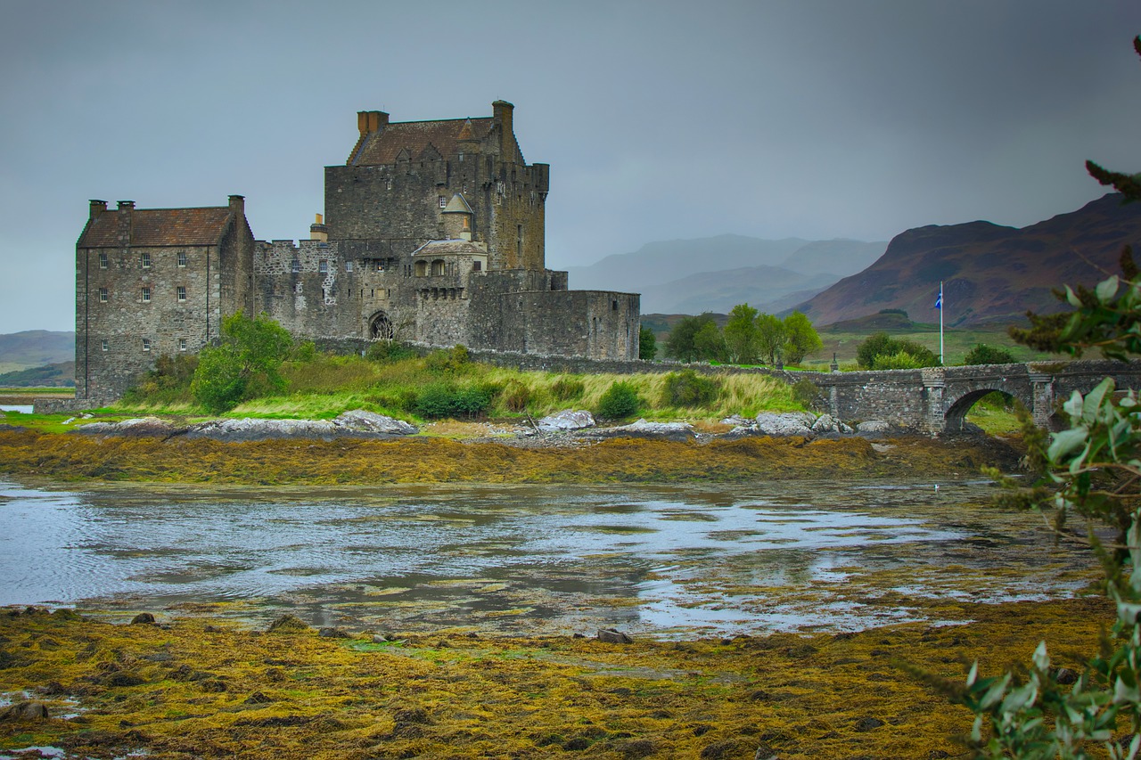 eilean donan castle  scotland  castle free photo