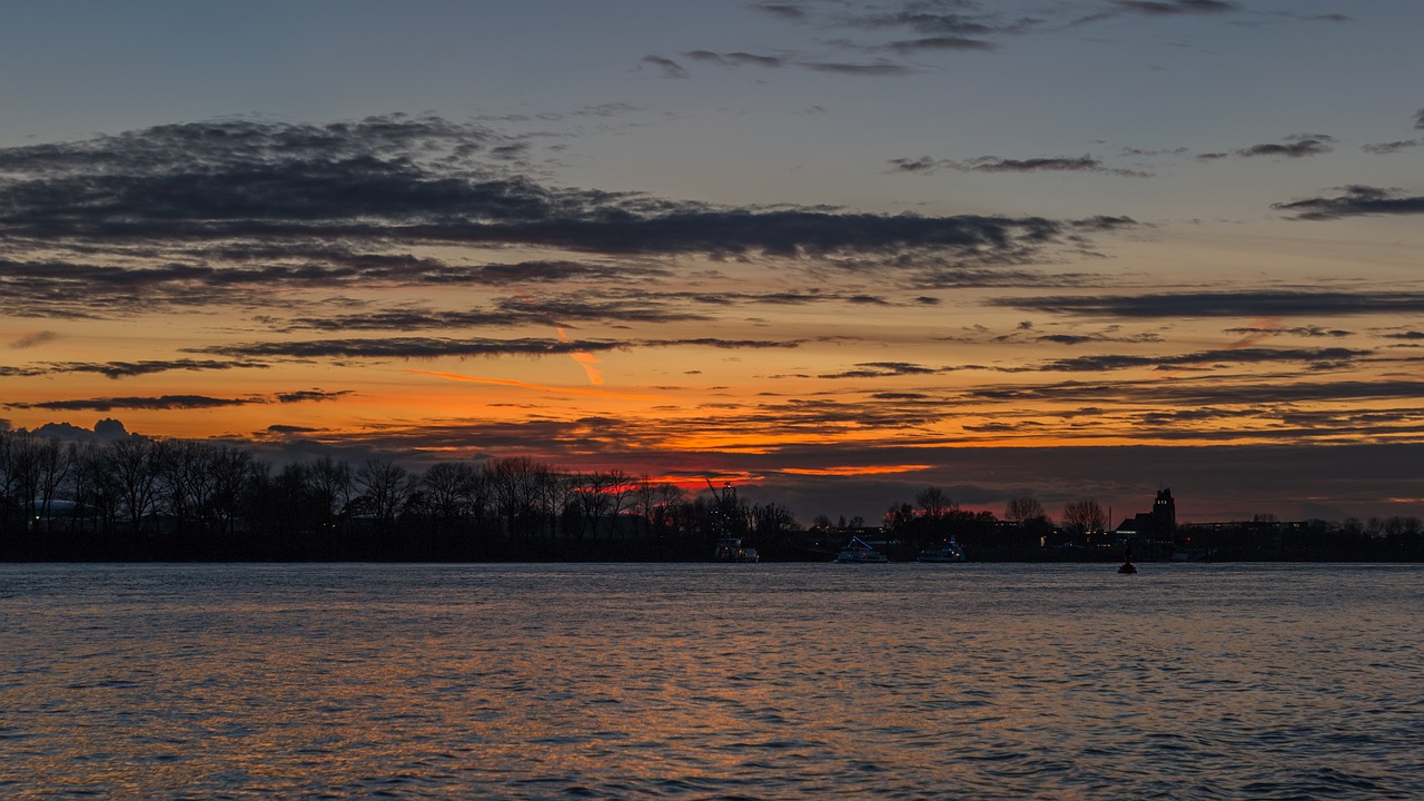 elbe hamburg elbe beach free photo