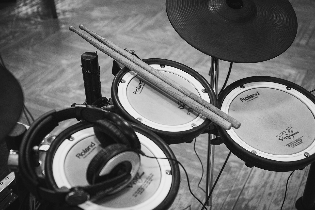 electric drum set free photo