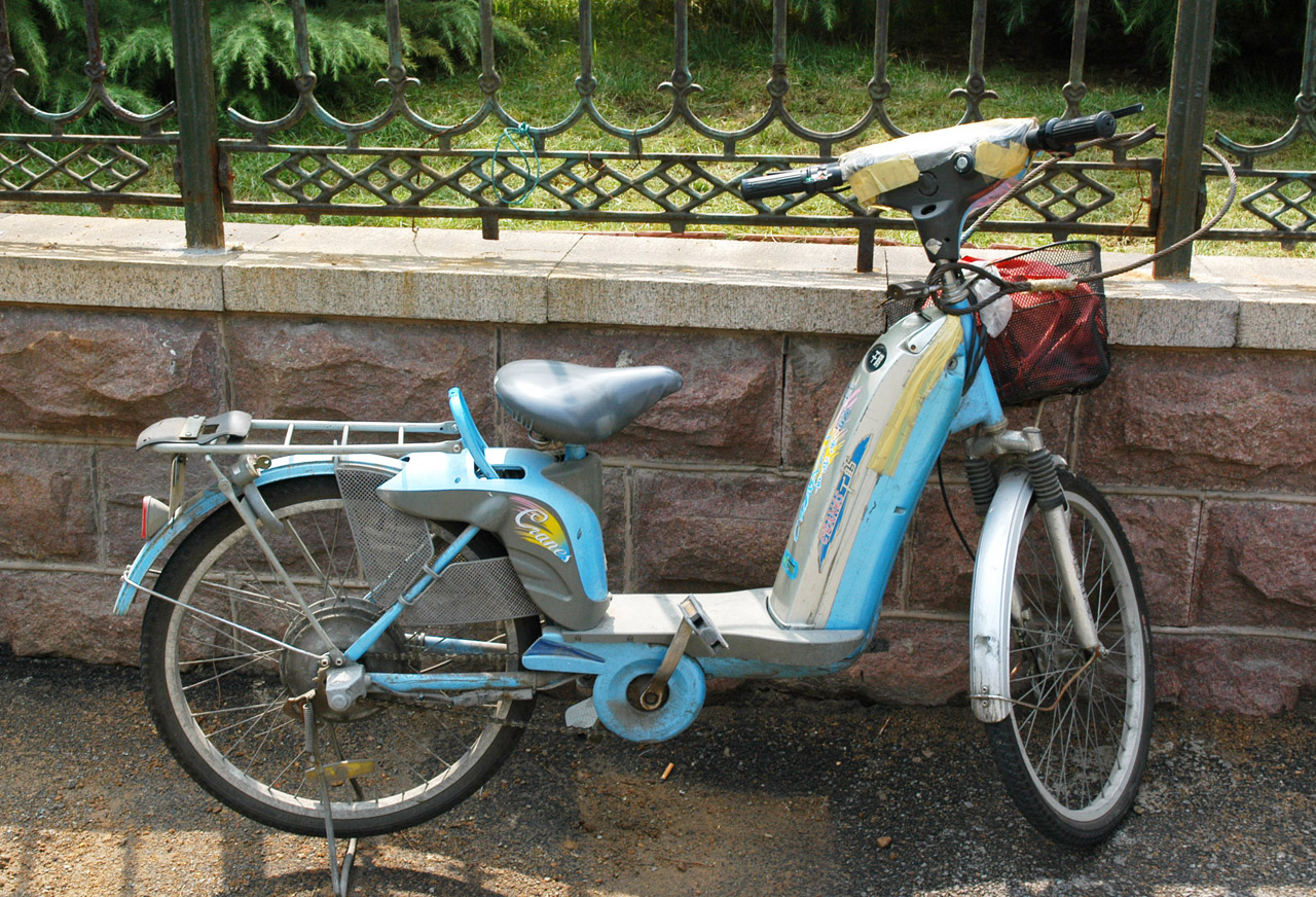 bikes moped scooter free photo