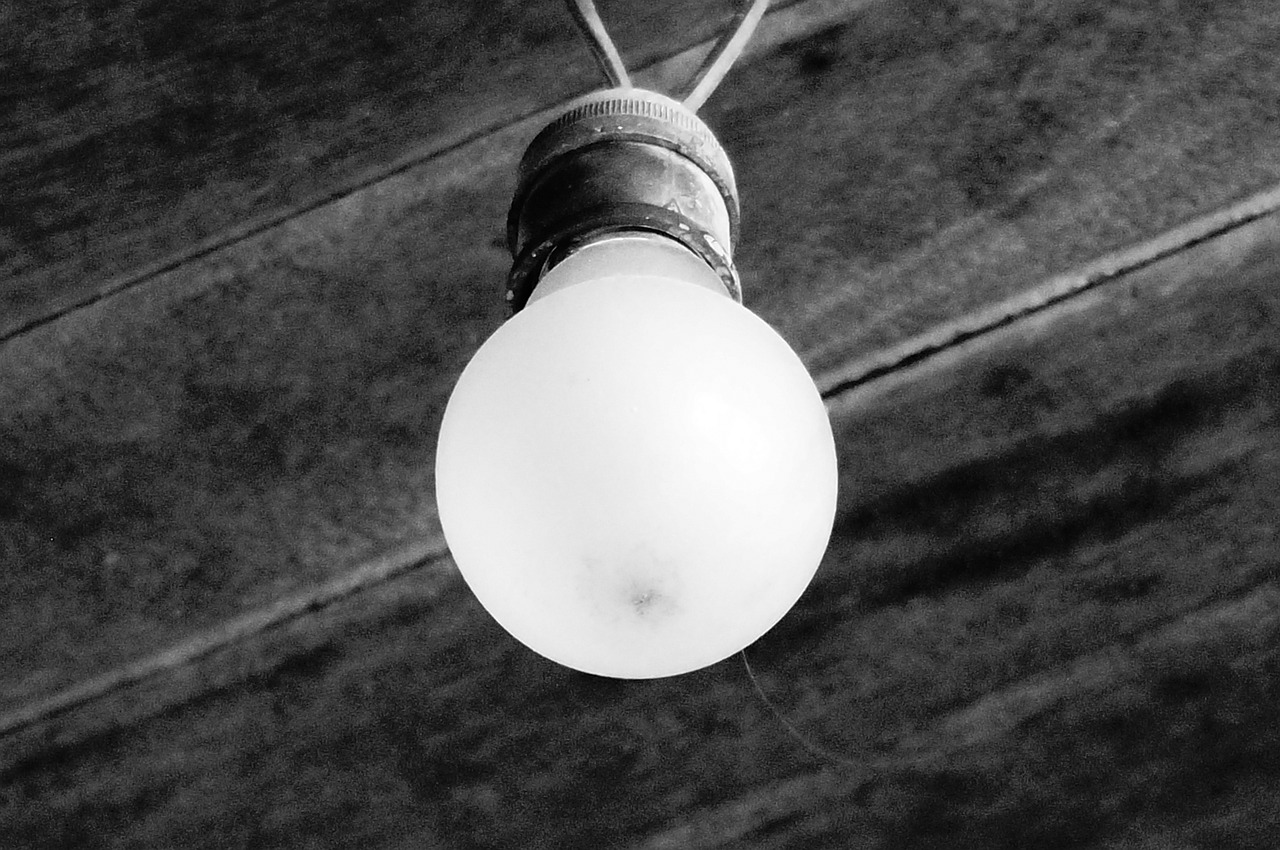 electricity bulb lamp free photo