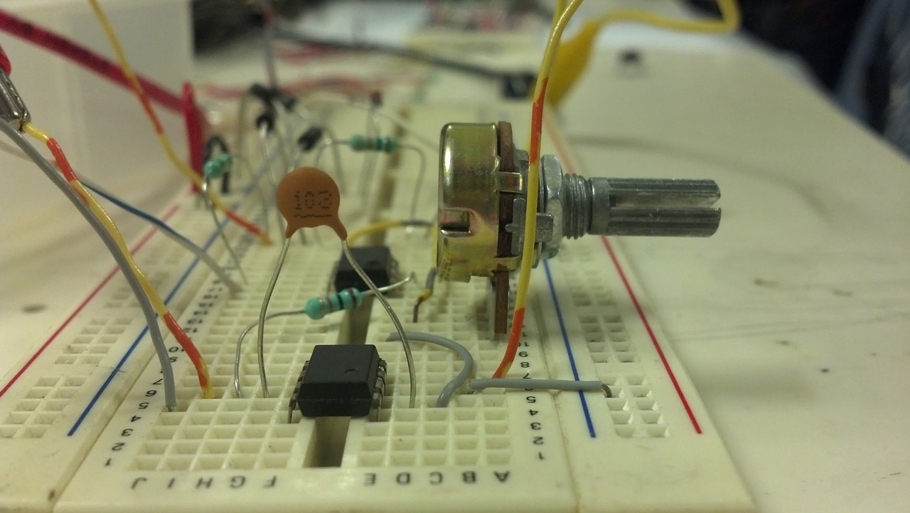 electronics potentiometer capacitor free photo