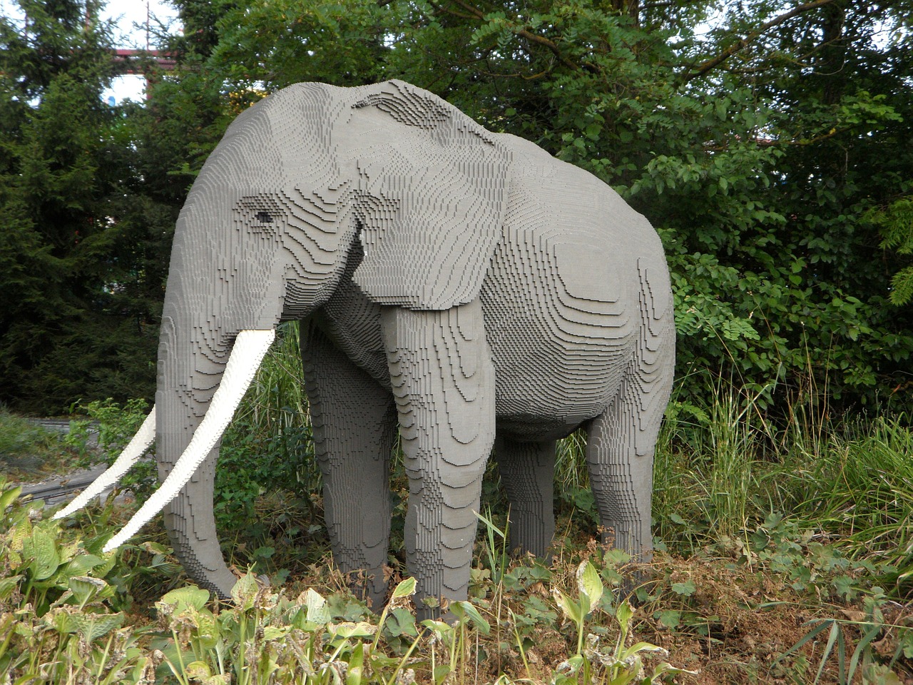 elephant replica sculpture free photo
