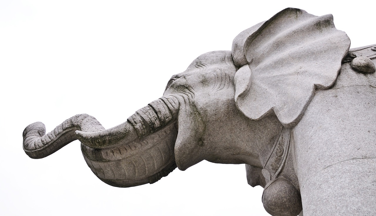 elephant statue pierre free photo