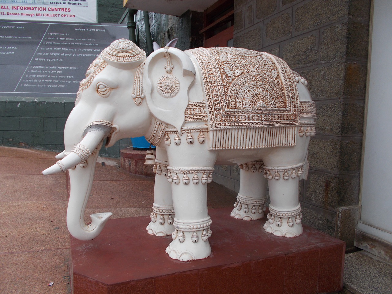 elephant indian sculpture statue free photo