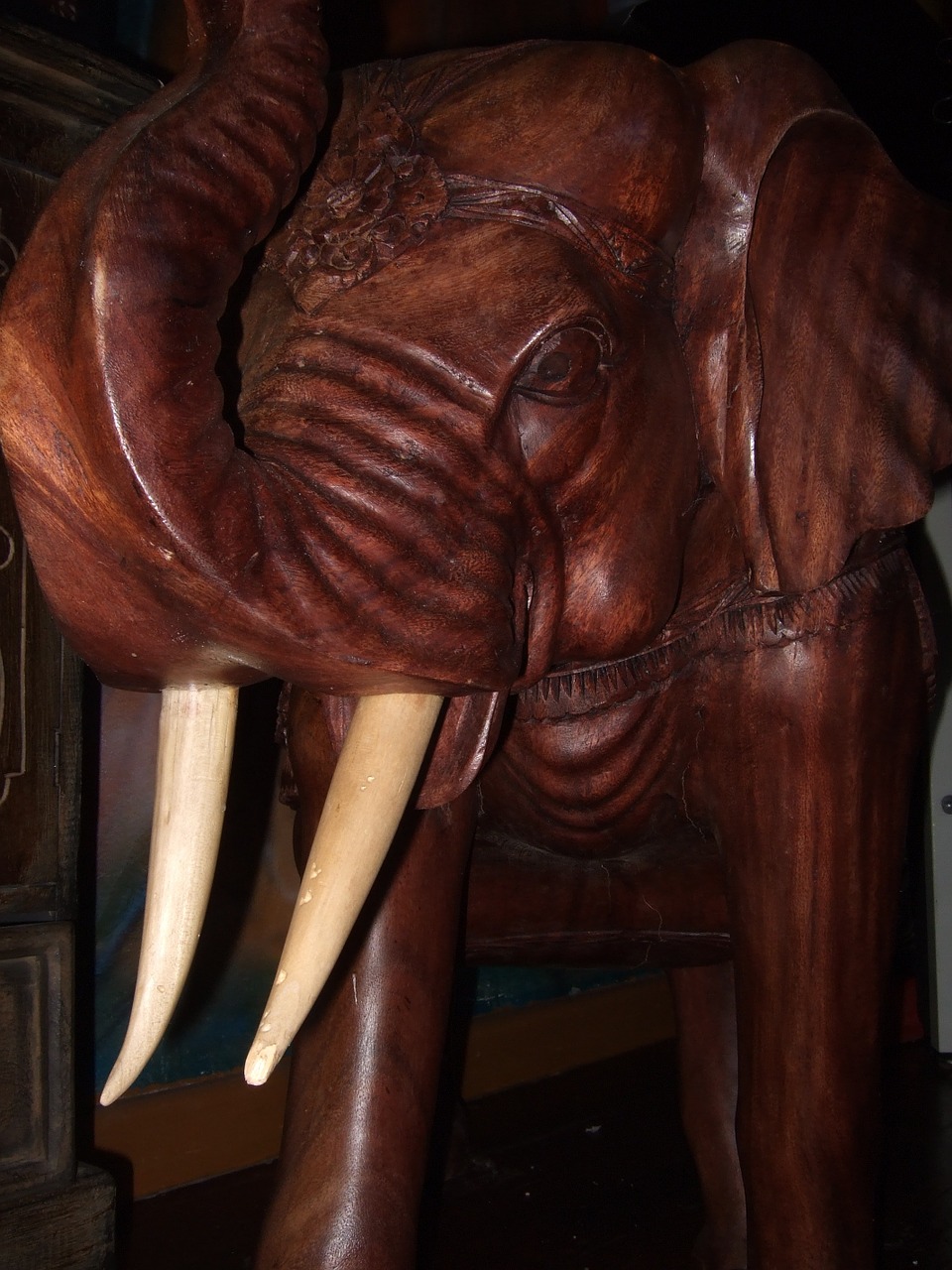 elephant africa statue free photo