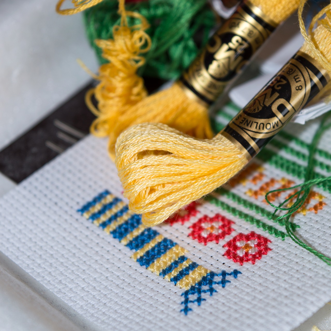 embroidery needlework thread free photo