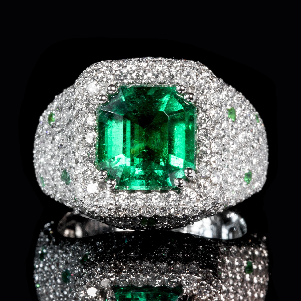 emerald ring color po free photo