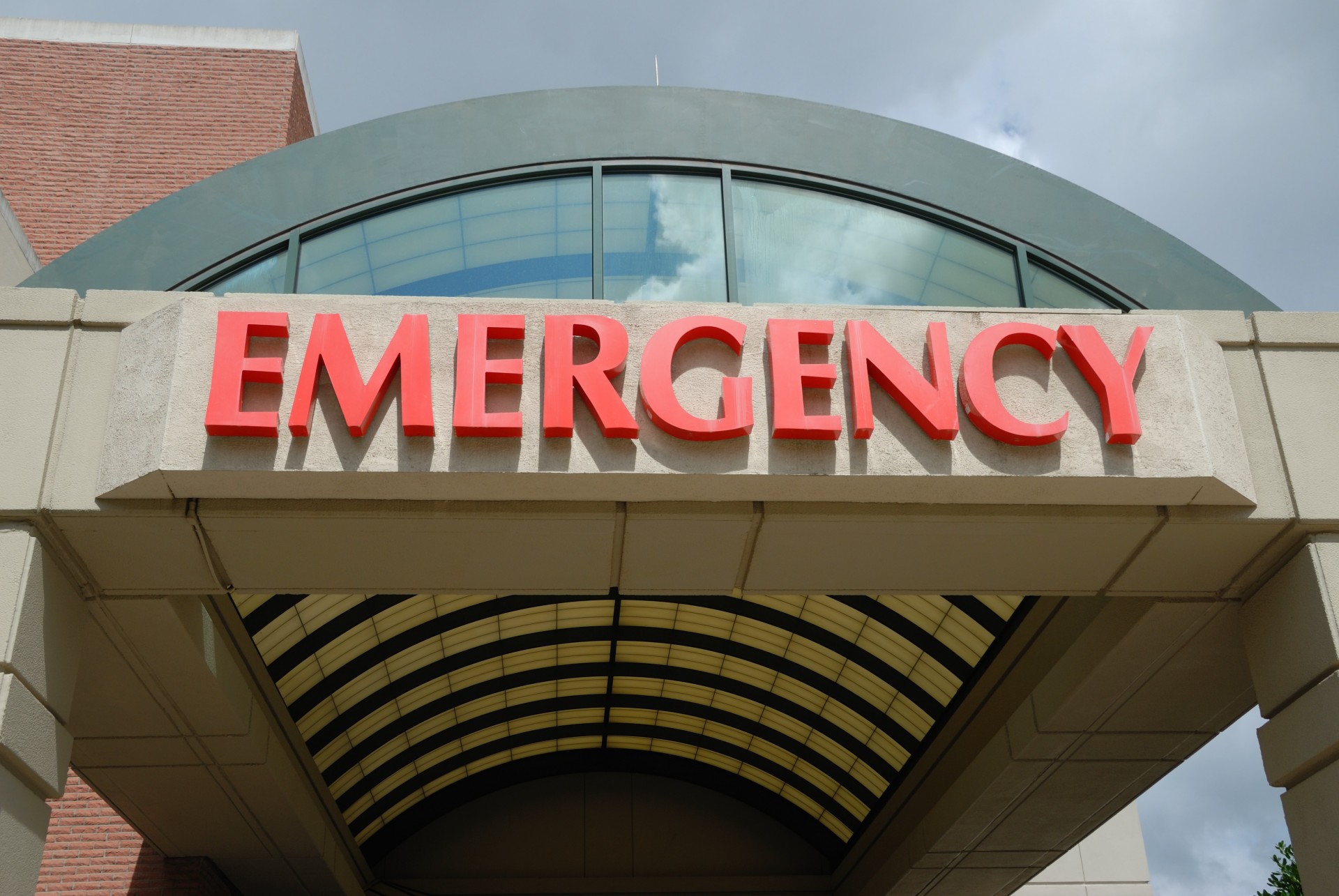emergency sign hospital medical free photo