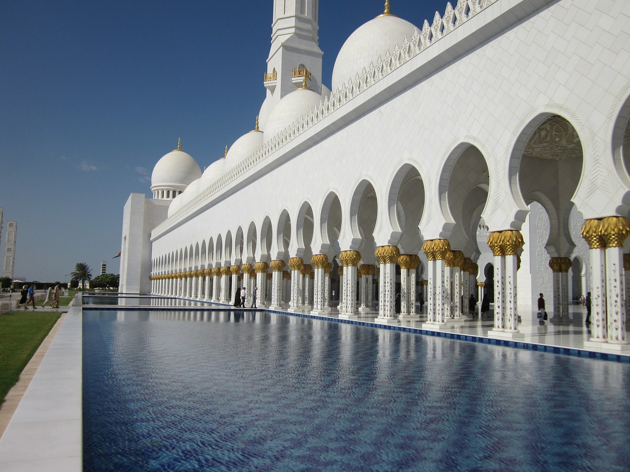 emirates mosque abu dhabi free photo