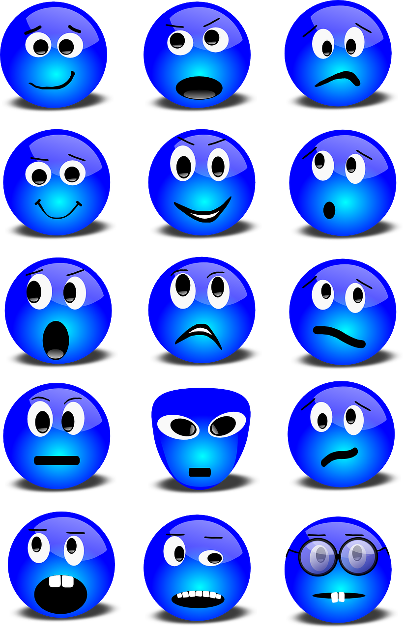 79 Blue Smiley Emojis Gallery. A curated collection of 3D Blue Smiley…, by  CK Español