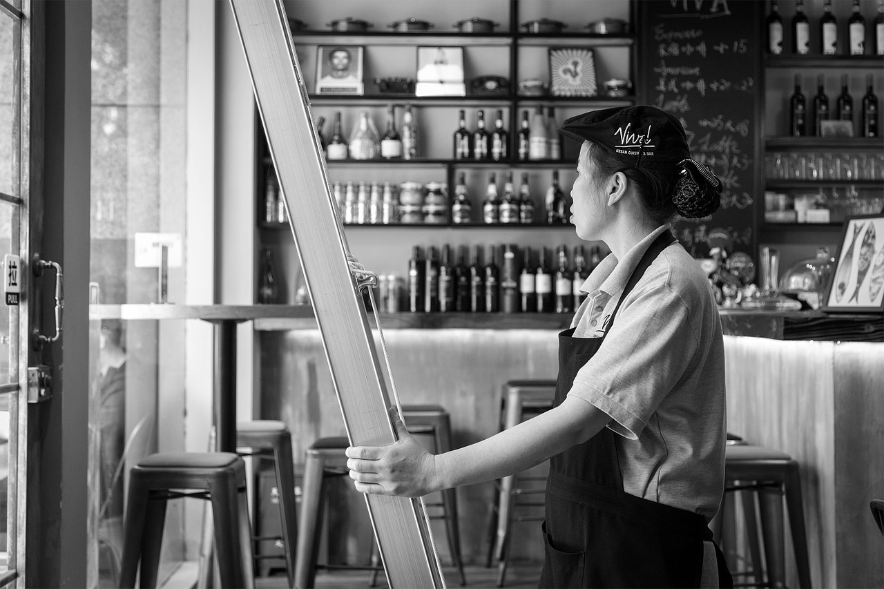 employee restaurant shanghai free photo