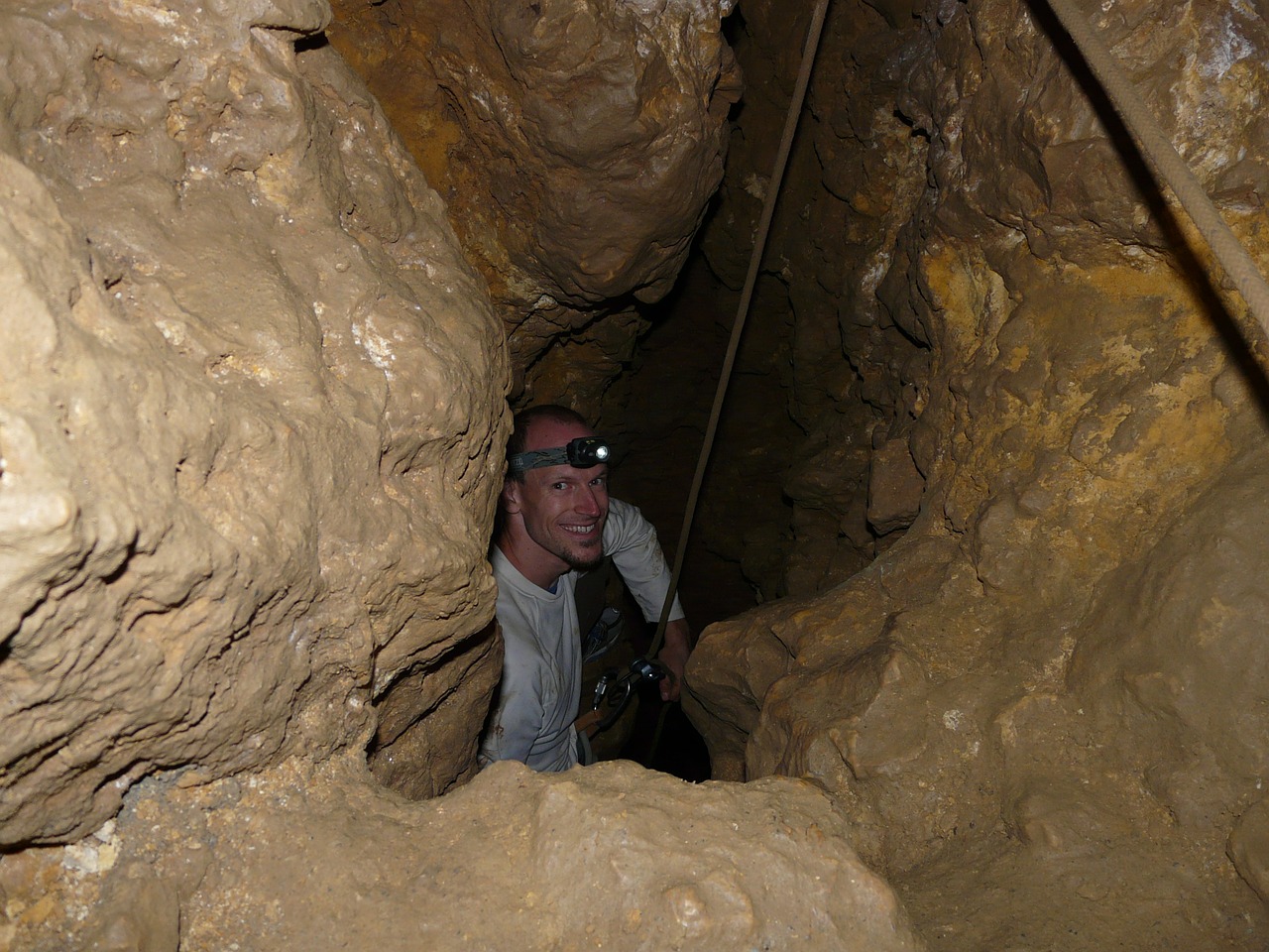eng cavity cave free photo