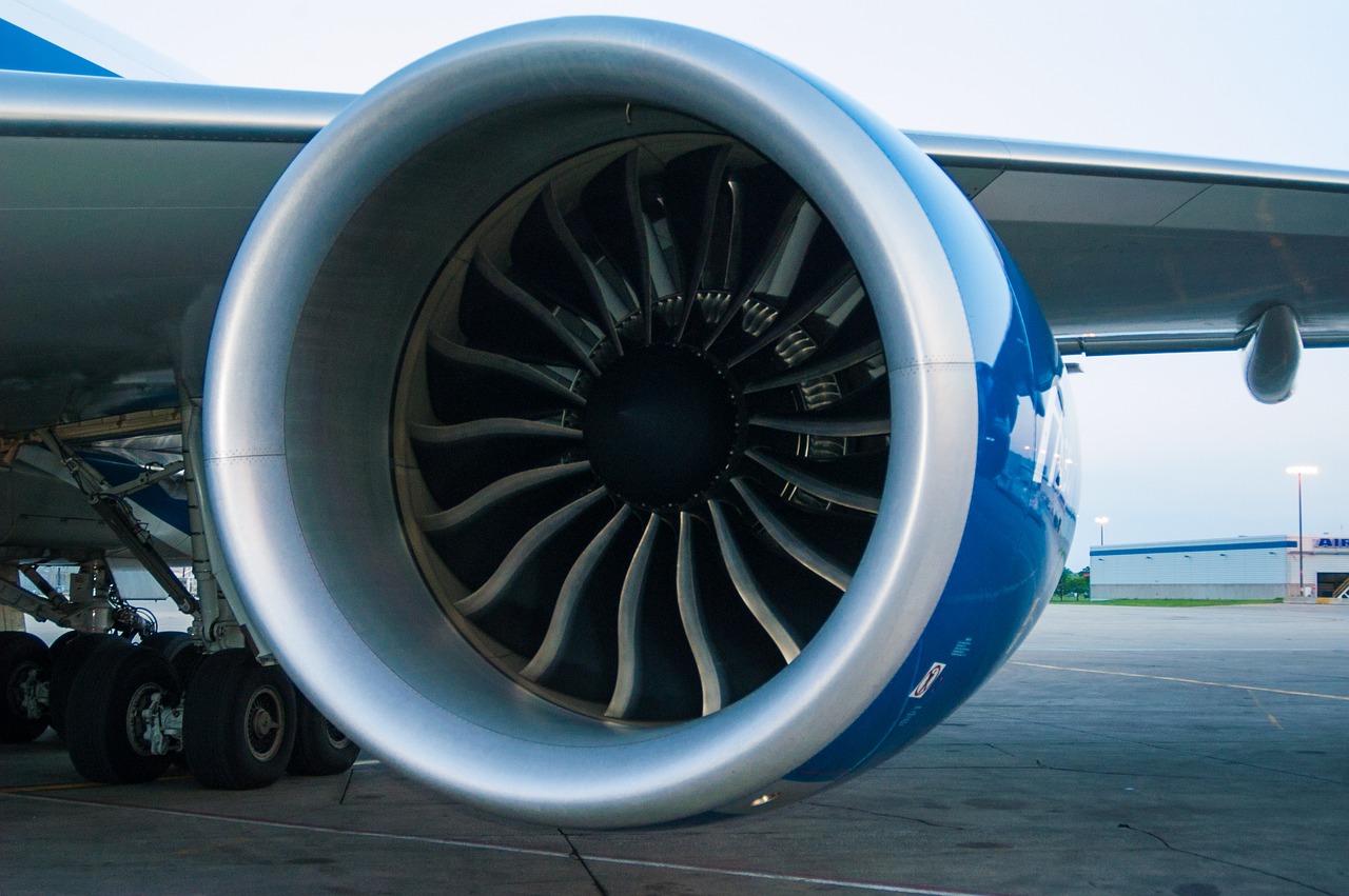 engine boeing 747 free photo