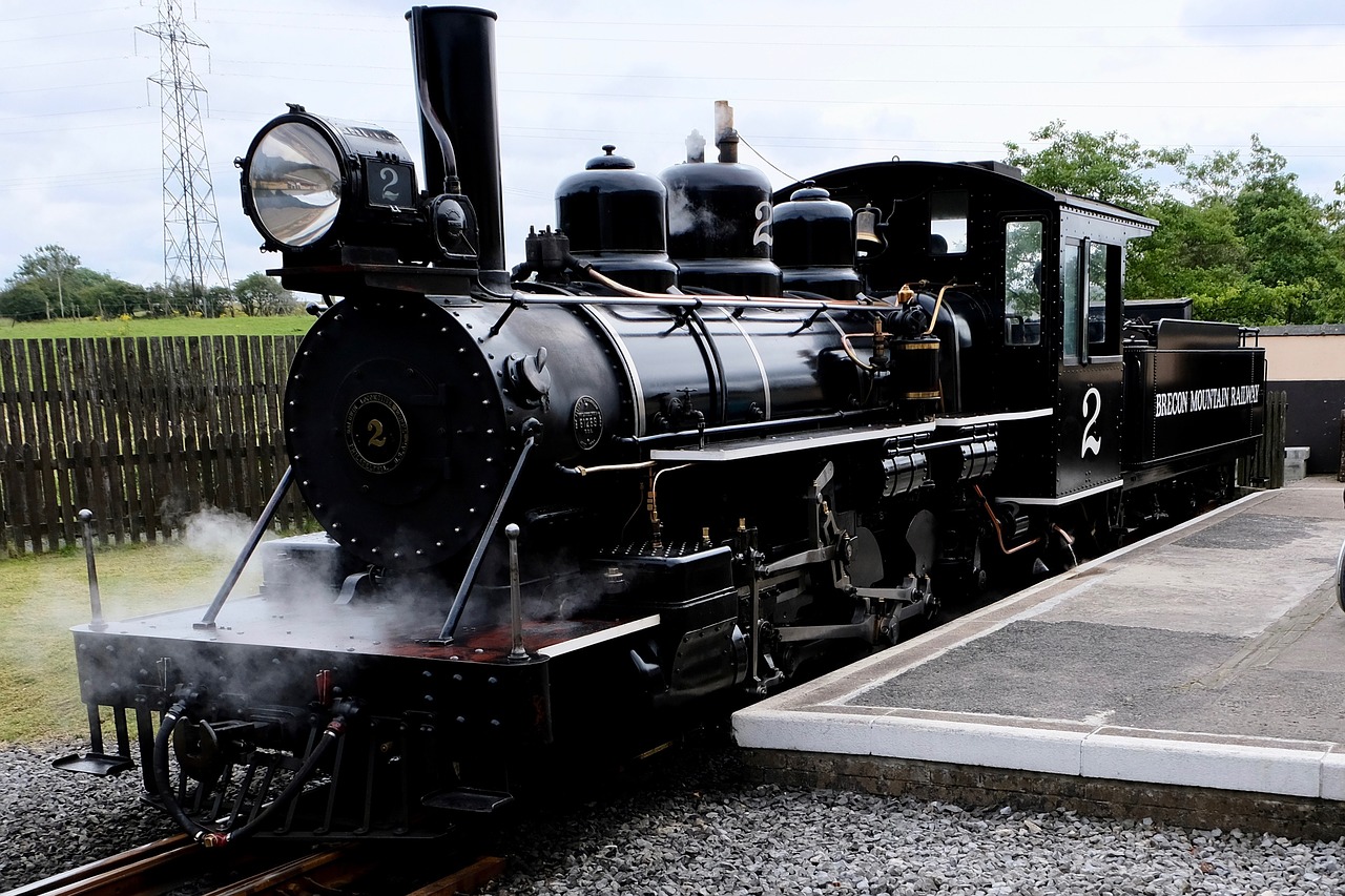 engine train railroad track free photo