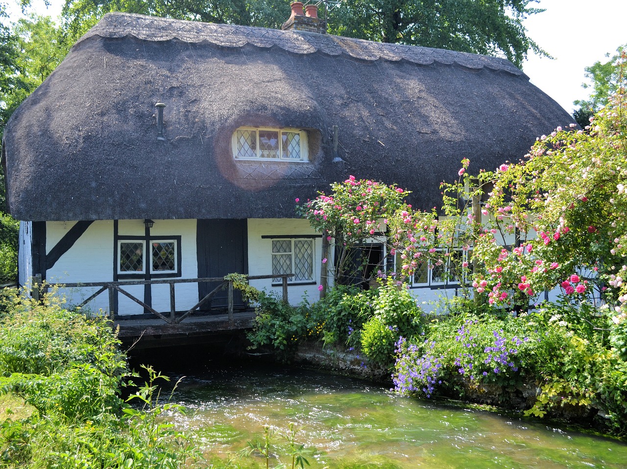 england countryside cottage free photo