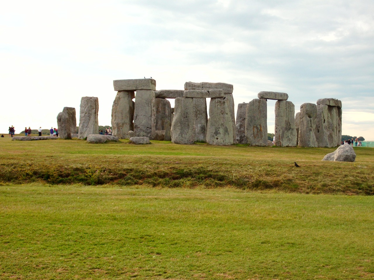 england stonehenge megalithic site free photo