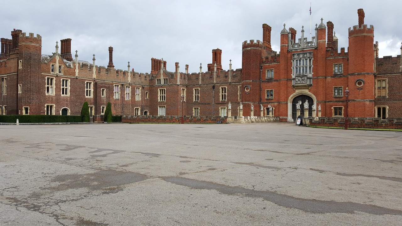 england  hampton court  palace free photo