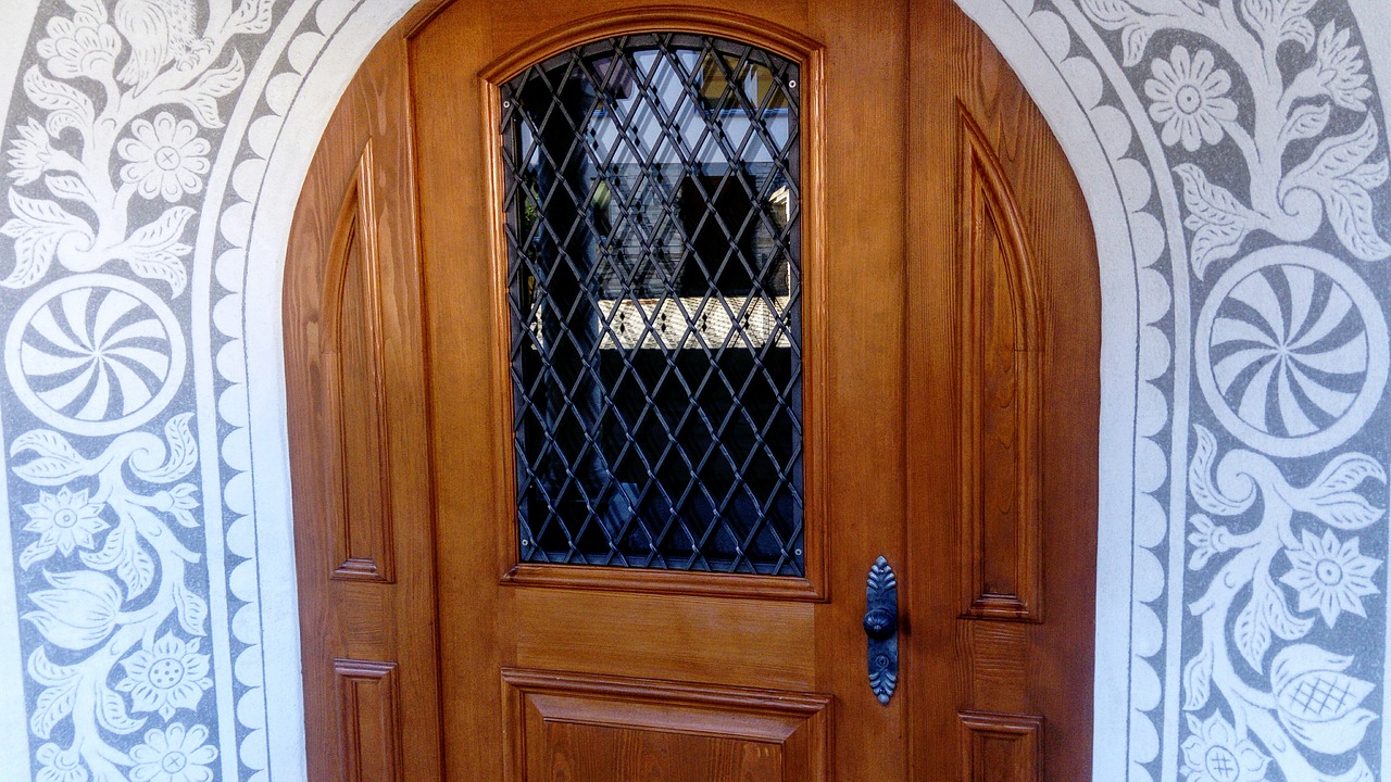entrance the door decorative free photo