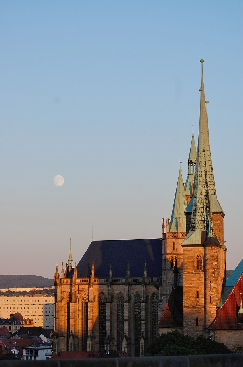 erfurt dom moon free photo