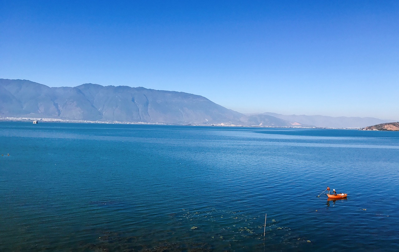 erhai lake in yunnan province double-gallery free photo