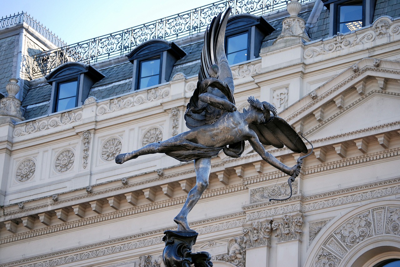 eros statue piccadilly circus free photo