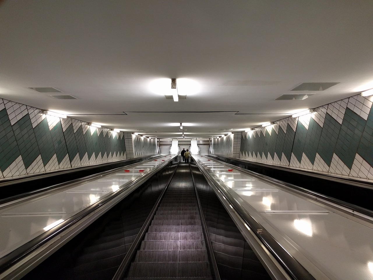 escalator metro underground free photo