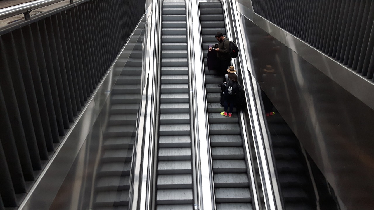 escalator up modern free photo