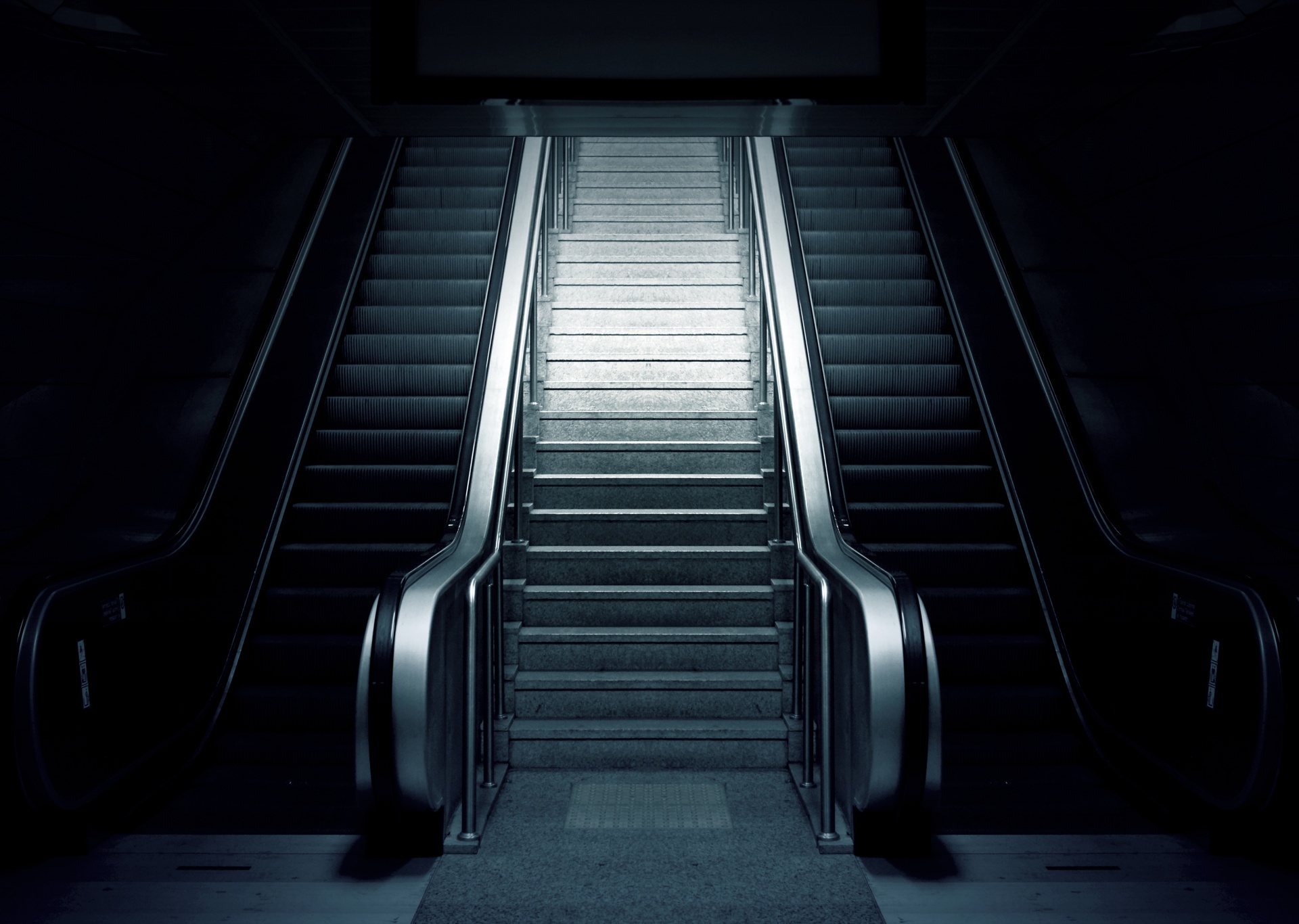 escalator metro stairs free photo