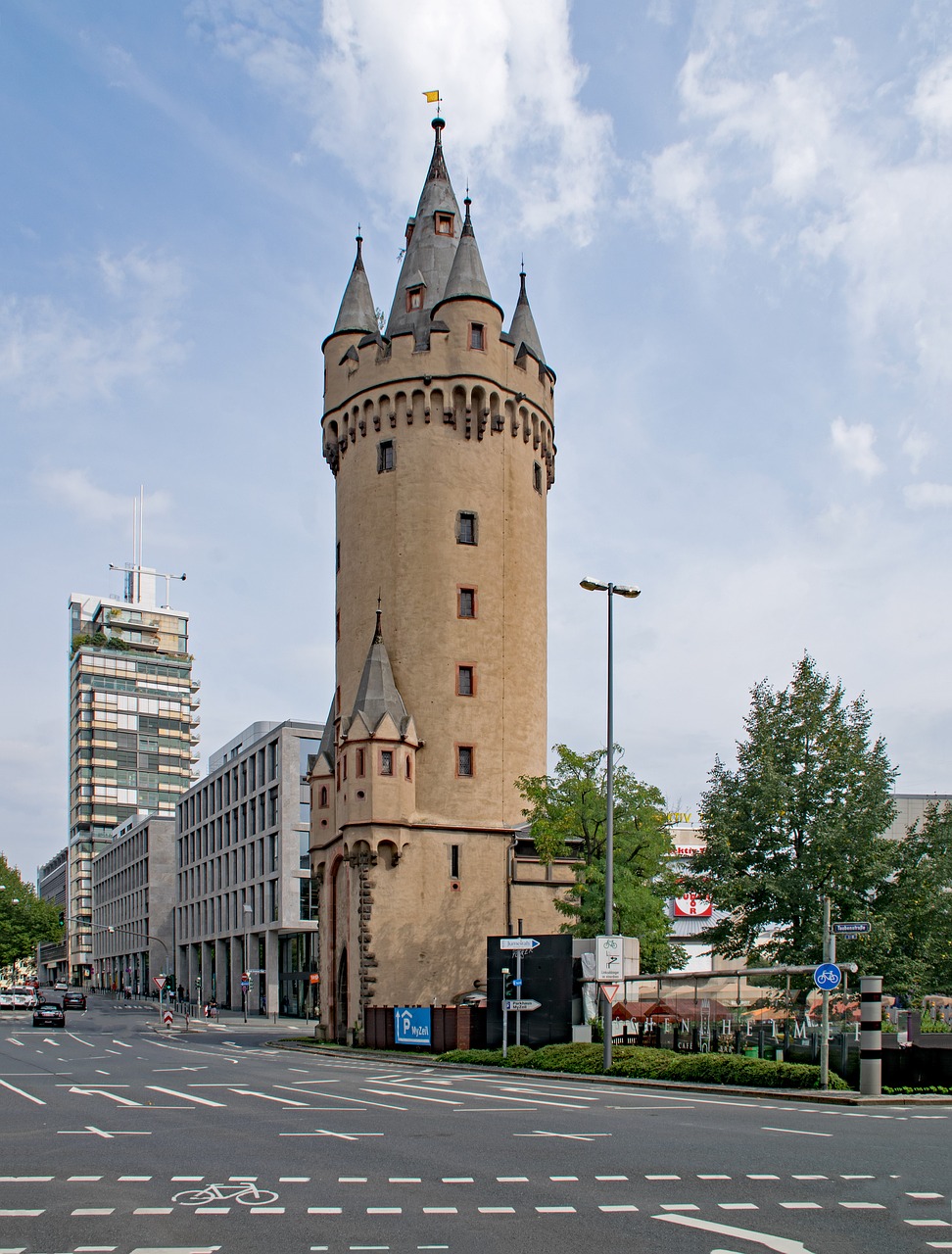 eschersheimer tower frankfurt hesse free photo
