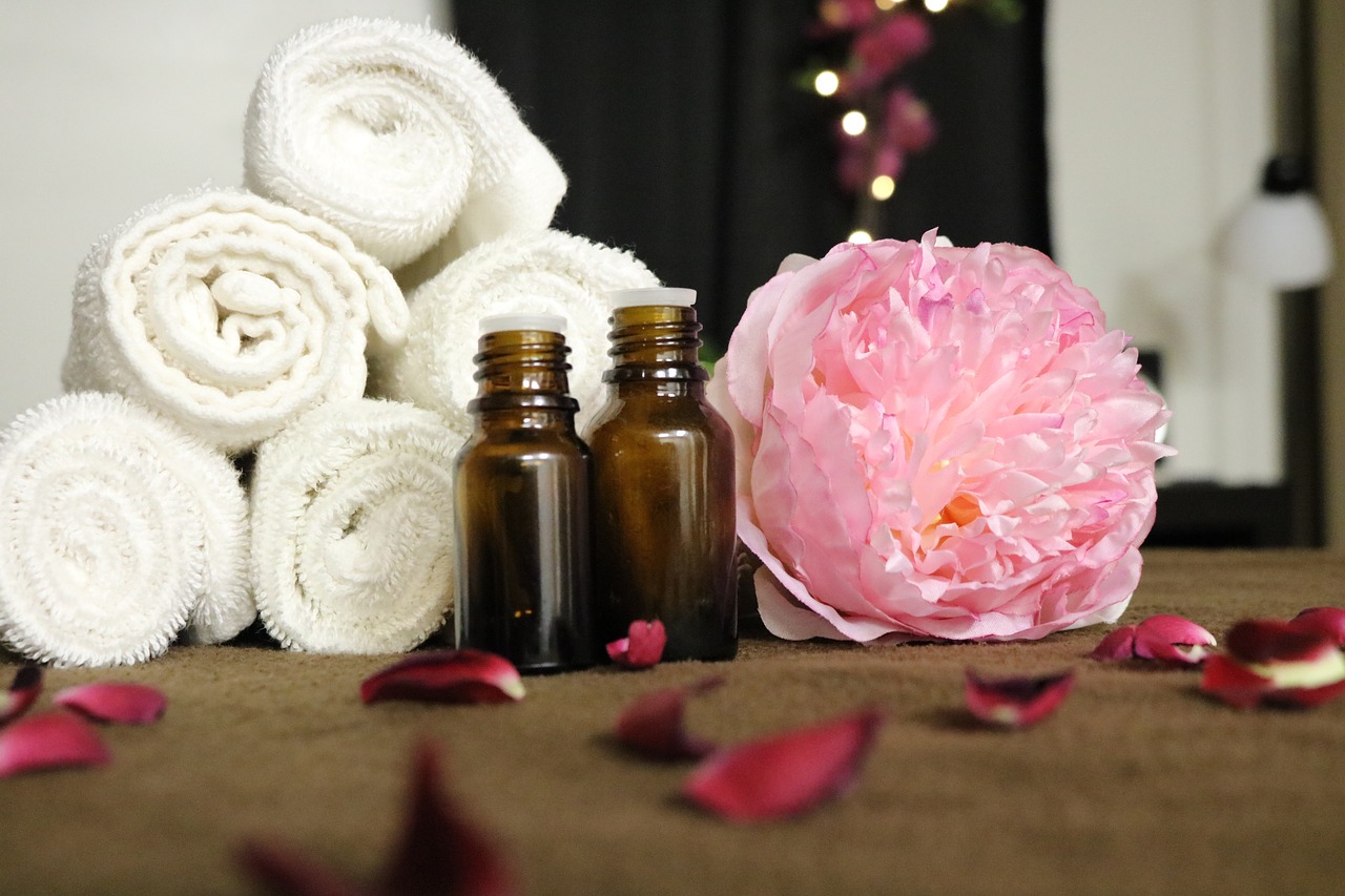 essential oils  spa  aromatherapy free photo