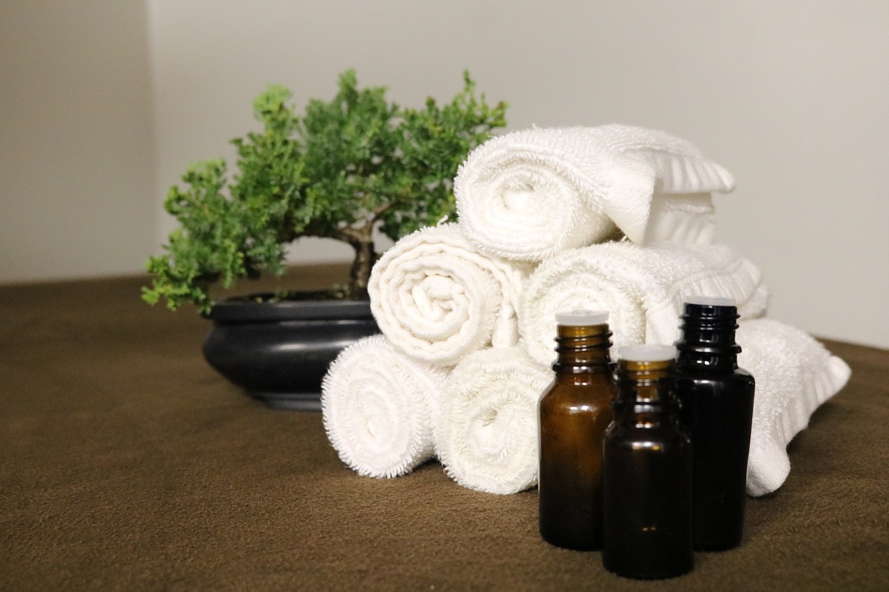 essential oils  spa  aromatherapy free photo