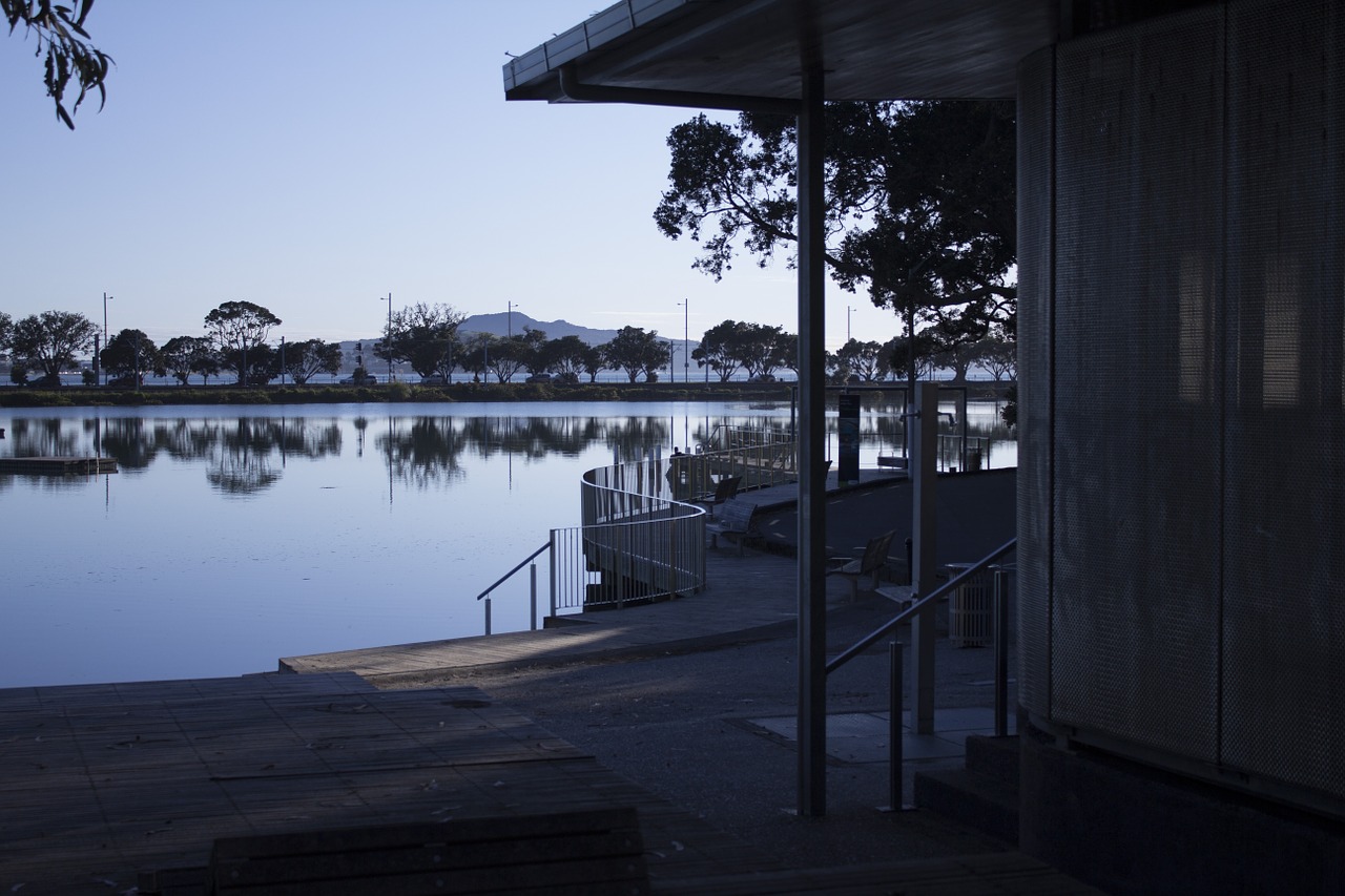 estuary public bathroom free photo