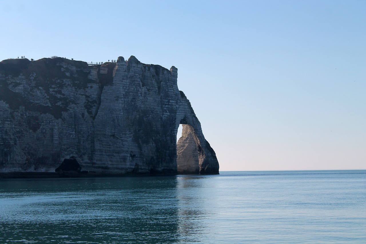 etretat breakthrough rock sea free photo