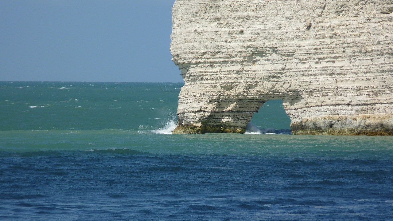 etretat normandy cliff free photo